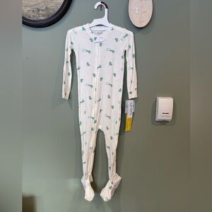 CARTERS comfy soft 2T froggy sleeper
